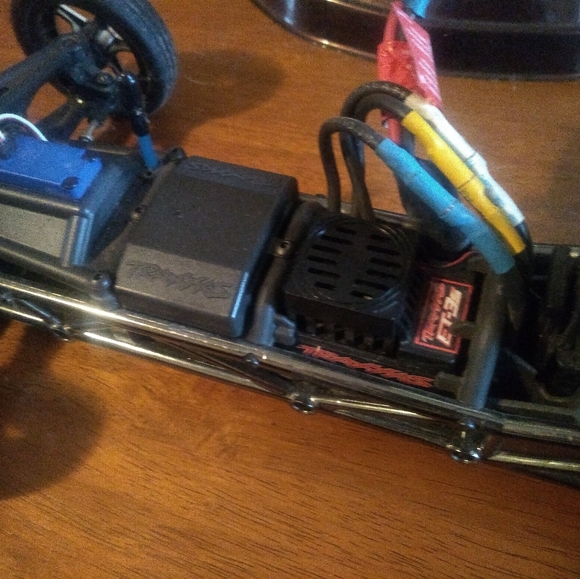 John force Traxxas funny car and custom built drag - Picture 6 of 8